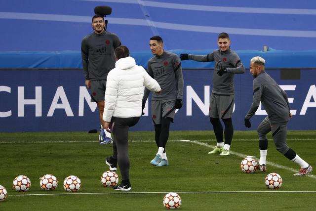 天空预测阿莫林首秀首发：阵型3421